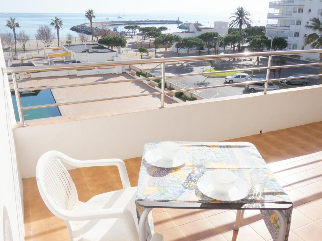 Mare Nostrum 132 Roses Exterior foto
