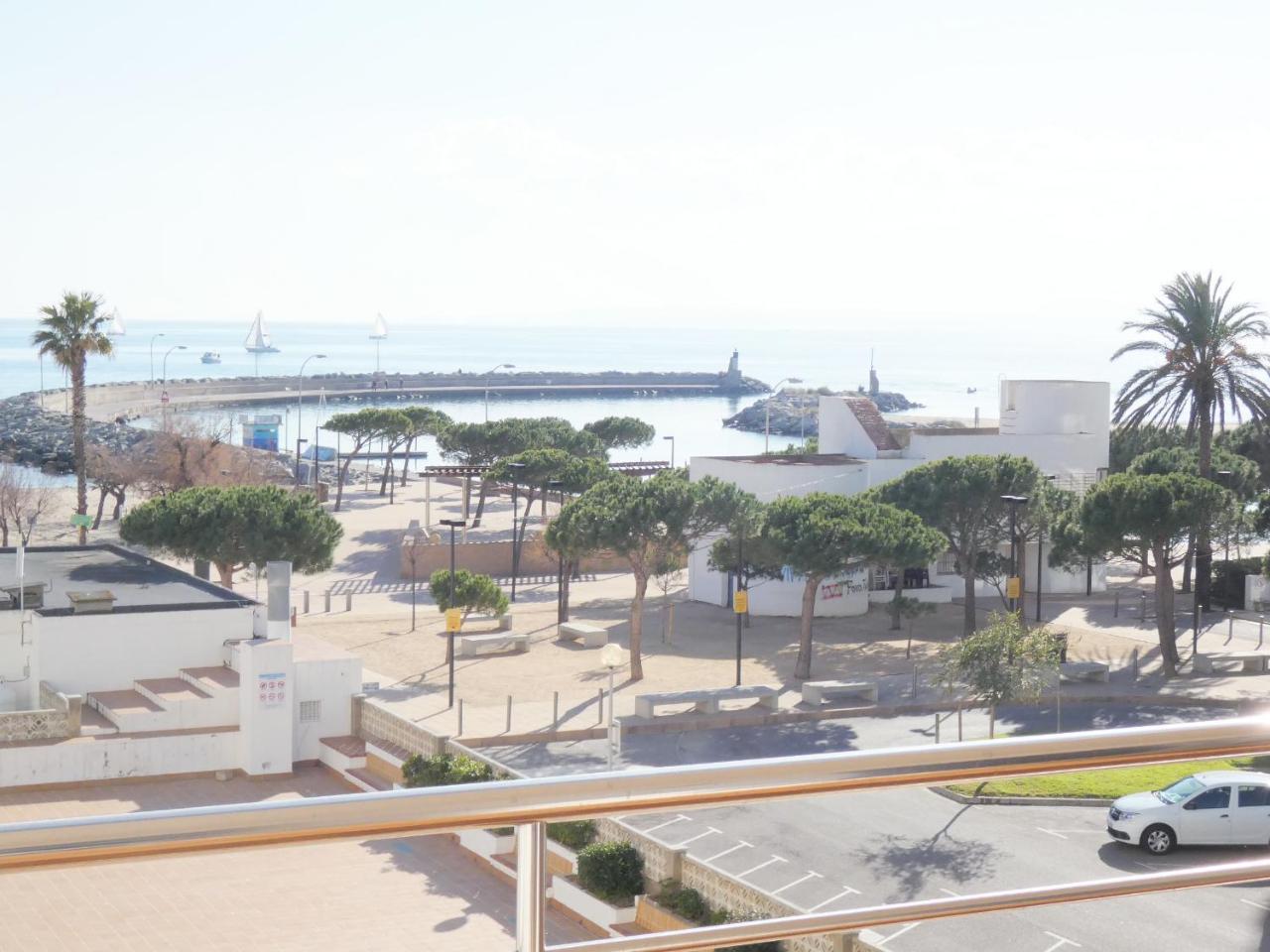 Mare Nostrum 132 Roses Exterior foto